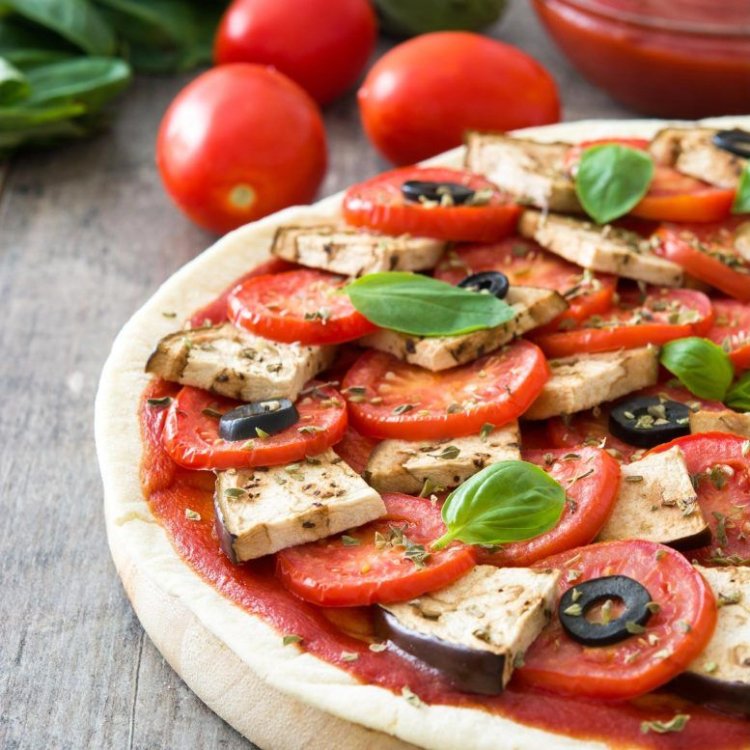 6 Ways to Make Pizza Healthier