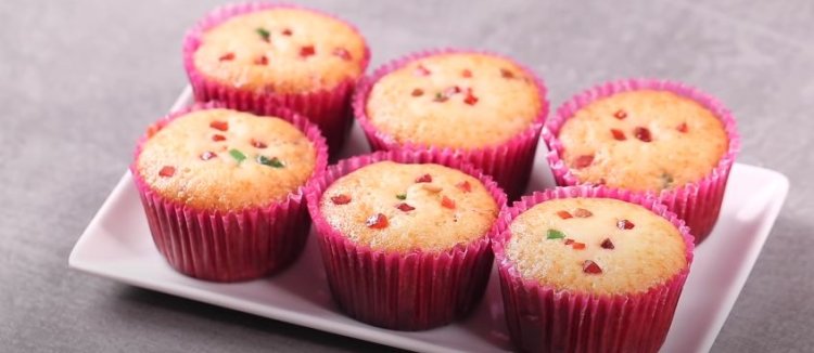 Tutti Frutti Cup Cake