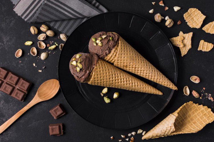3 Secrets to the Perfect Chocolate Ice Cream Cone